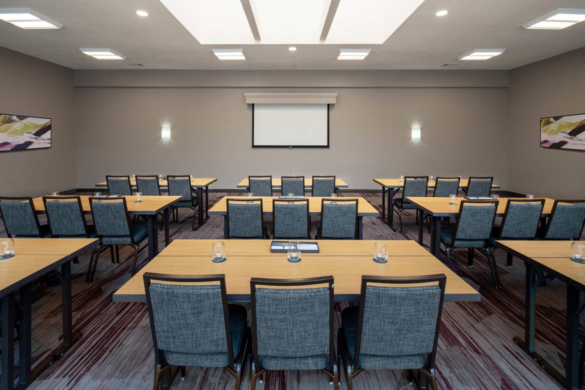 Courtyard By Marriott Dulles Airport Herndon/Reston Esterno foto