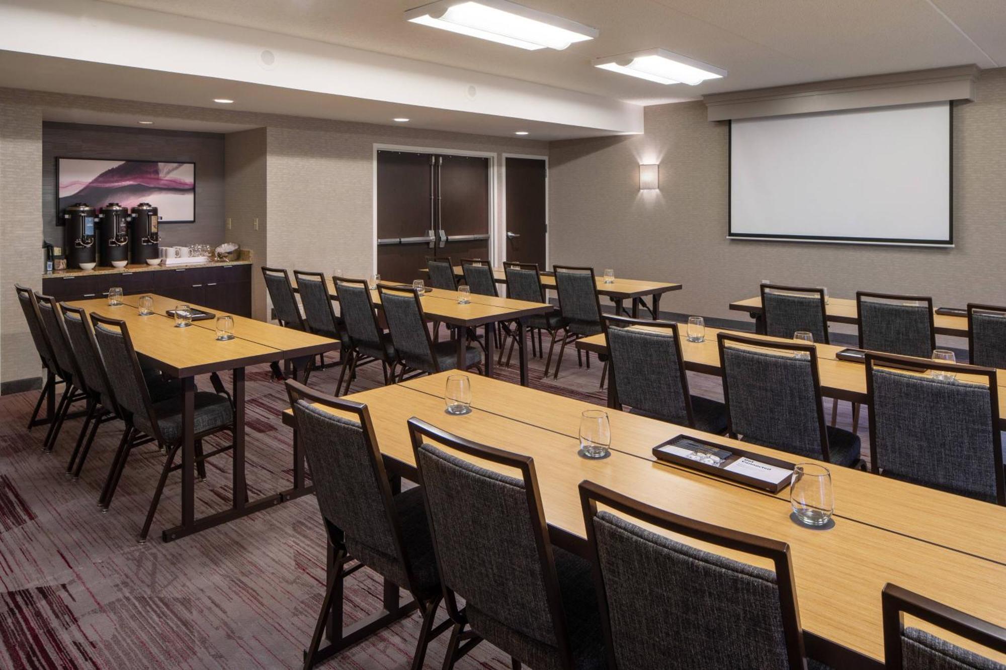 Courtyard By Marriott Dulles Airport Herndon/Reston Esterno foto